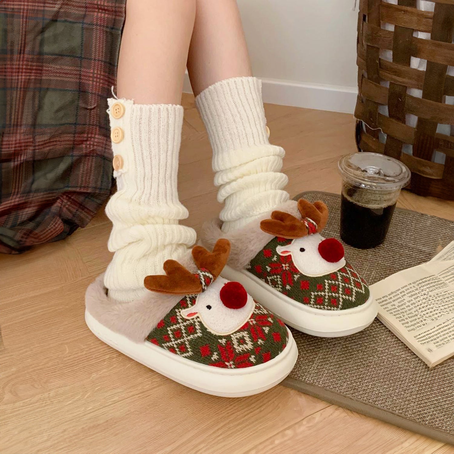 SHOEGEEᵀᴹ Elk Cute Slippers - Shoegee